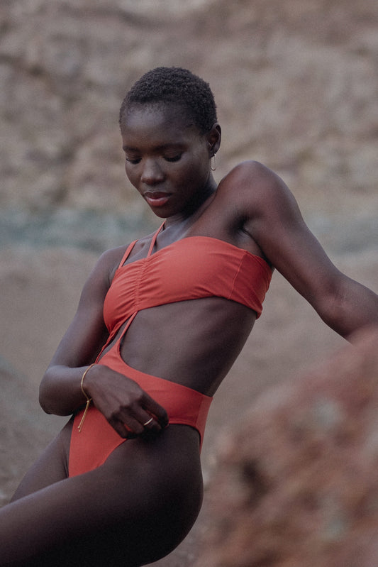 Grau | Dark Grapefruit